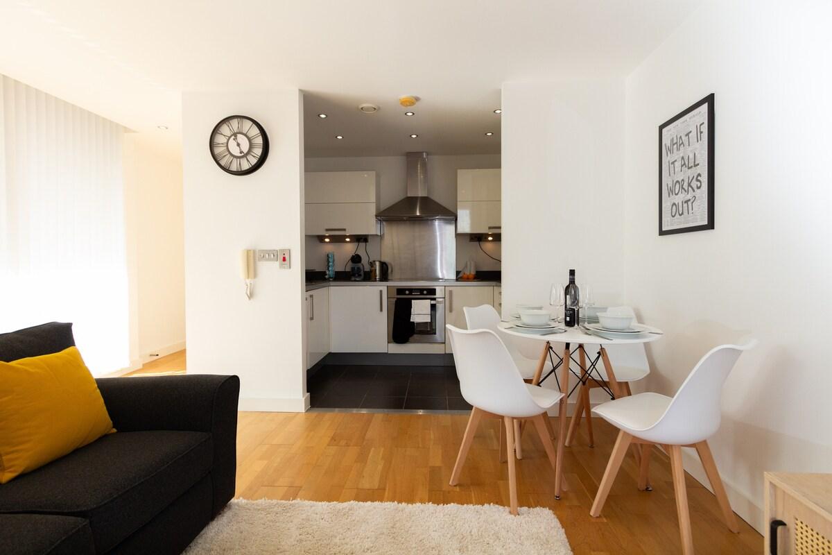 Central Gem: Cosy 2BR with Private Balcony6