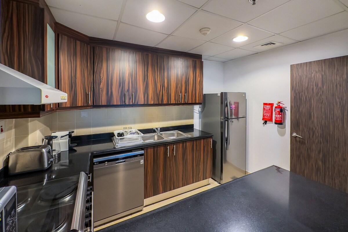 2 Bedroom Apts. in JBR Shams 1 by Luxaura6