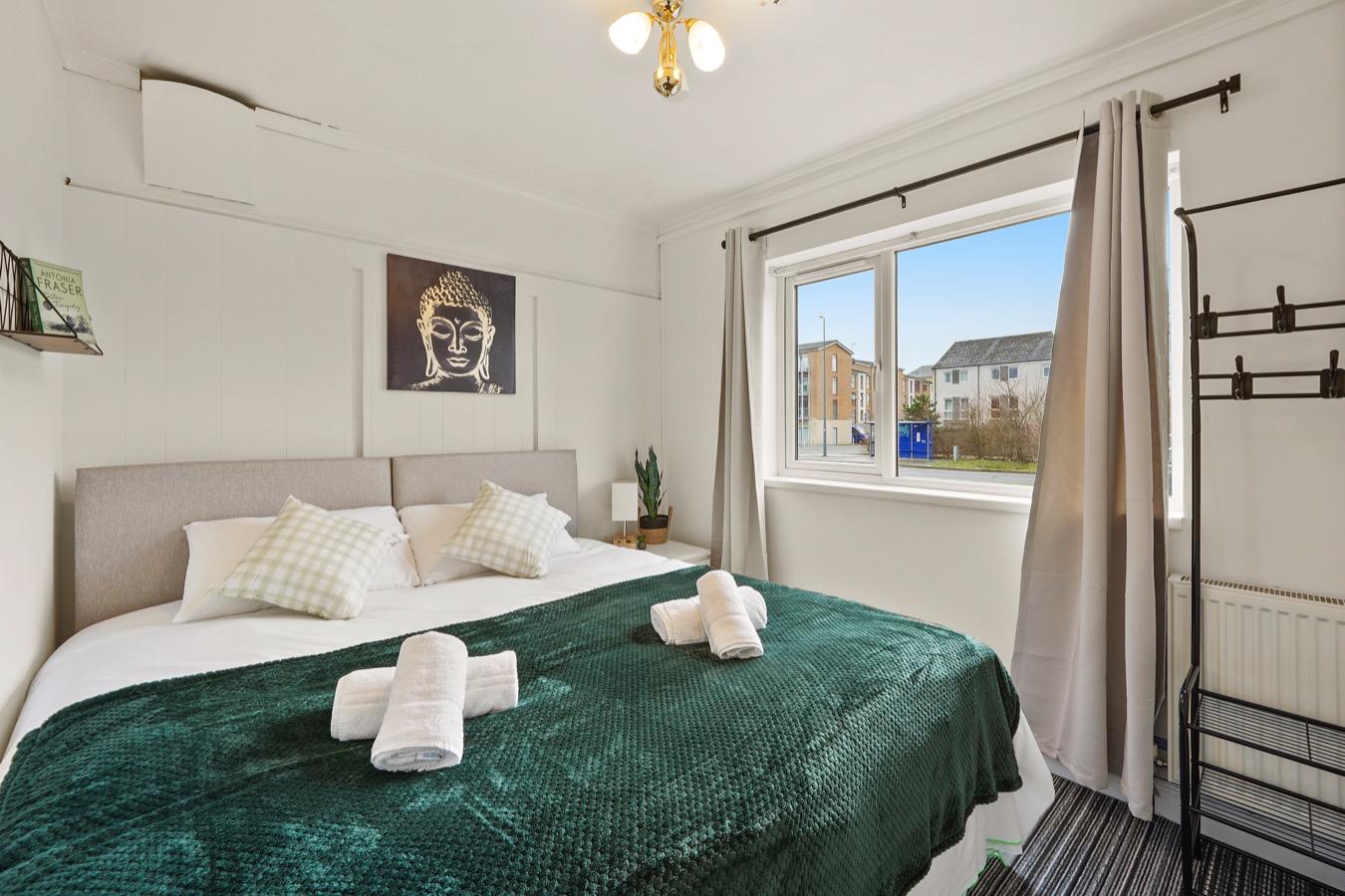 Business & Family Stays-2 Bed-Parking x2 & Garden3
