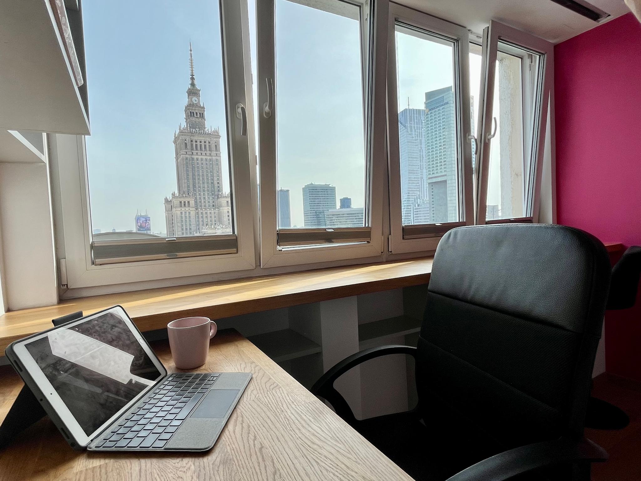 Pink VIEW City Center4