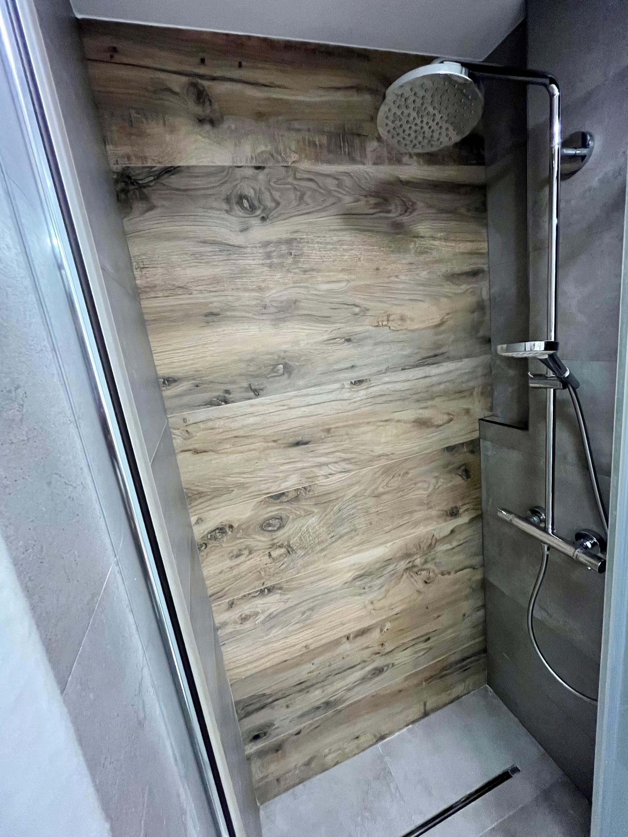 Pink VIEW City Center6