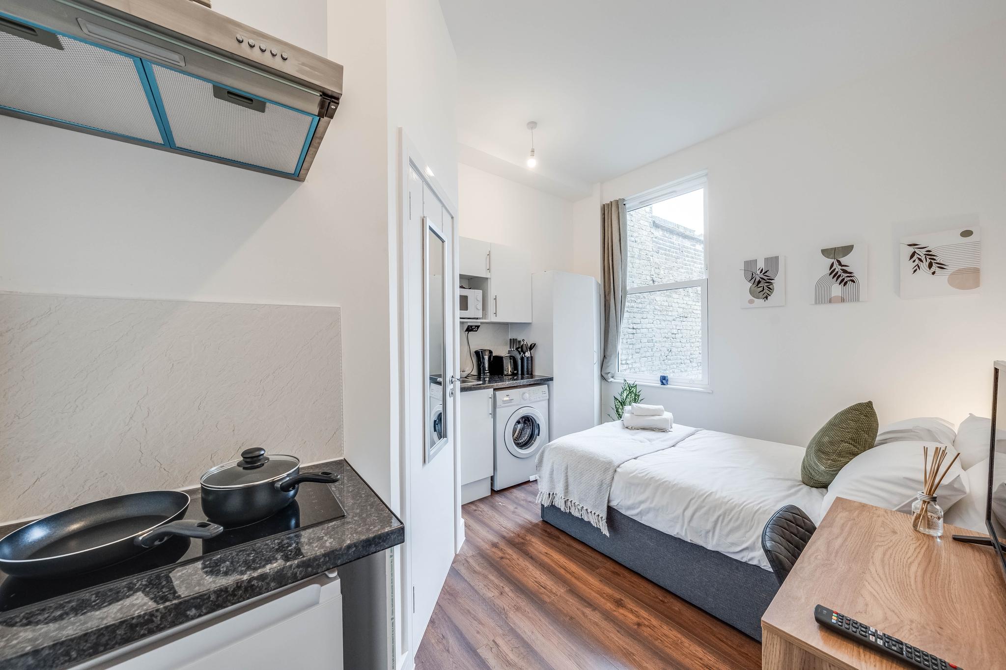 Camberwell High Spec 6-Studio Unit Block5